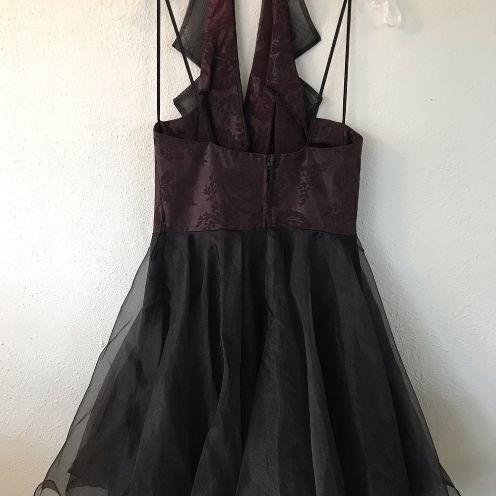 Dress - Picture 3 of 5